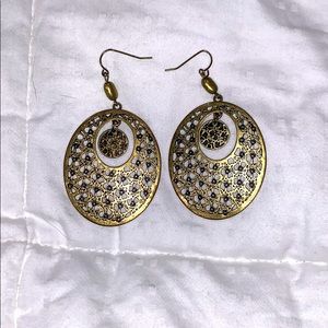 Gold earrings